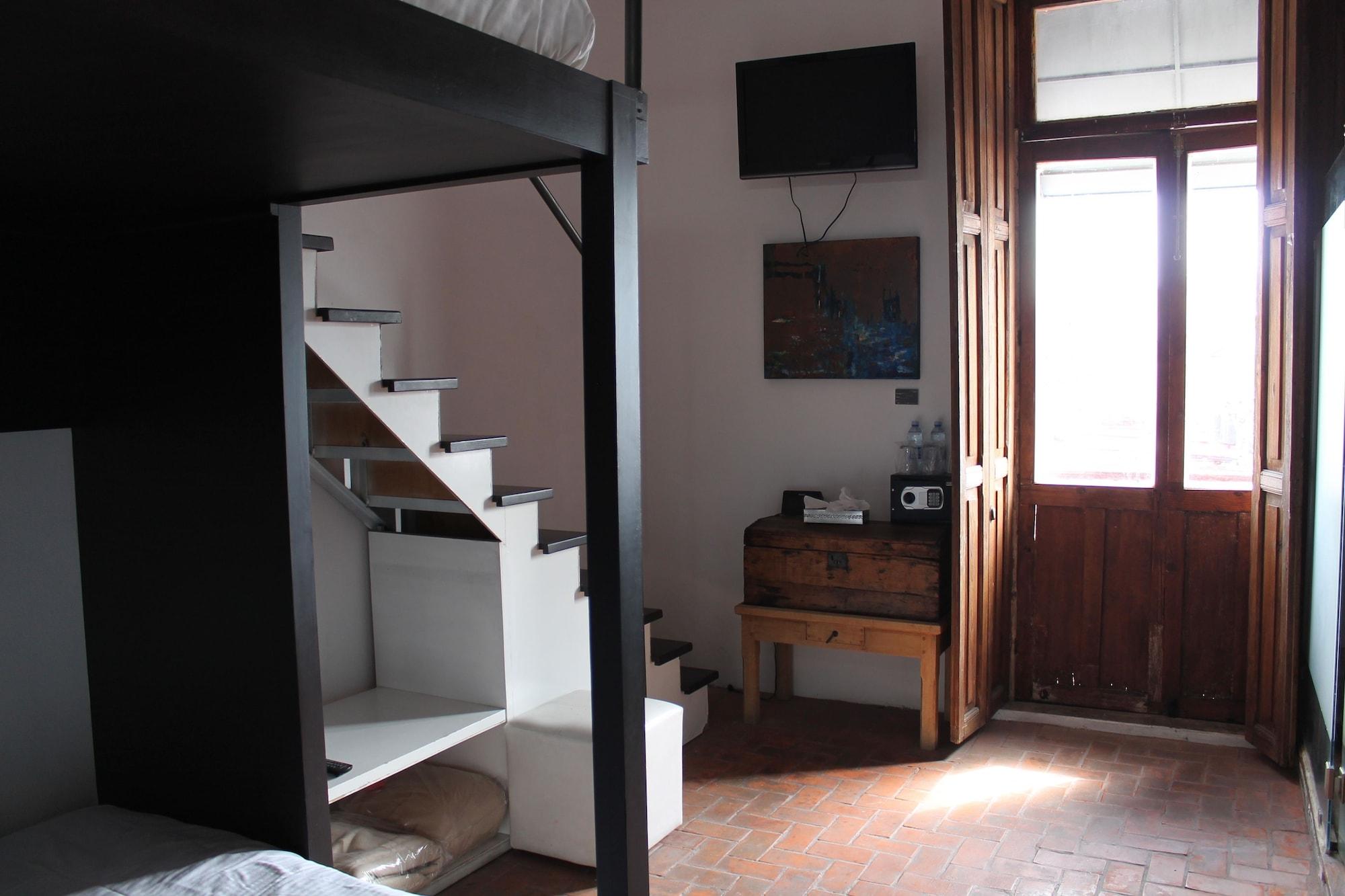 Kuku Ruku Hotel كويريتارو المظهر الخارجي الصورة